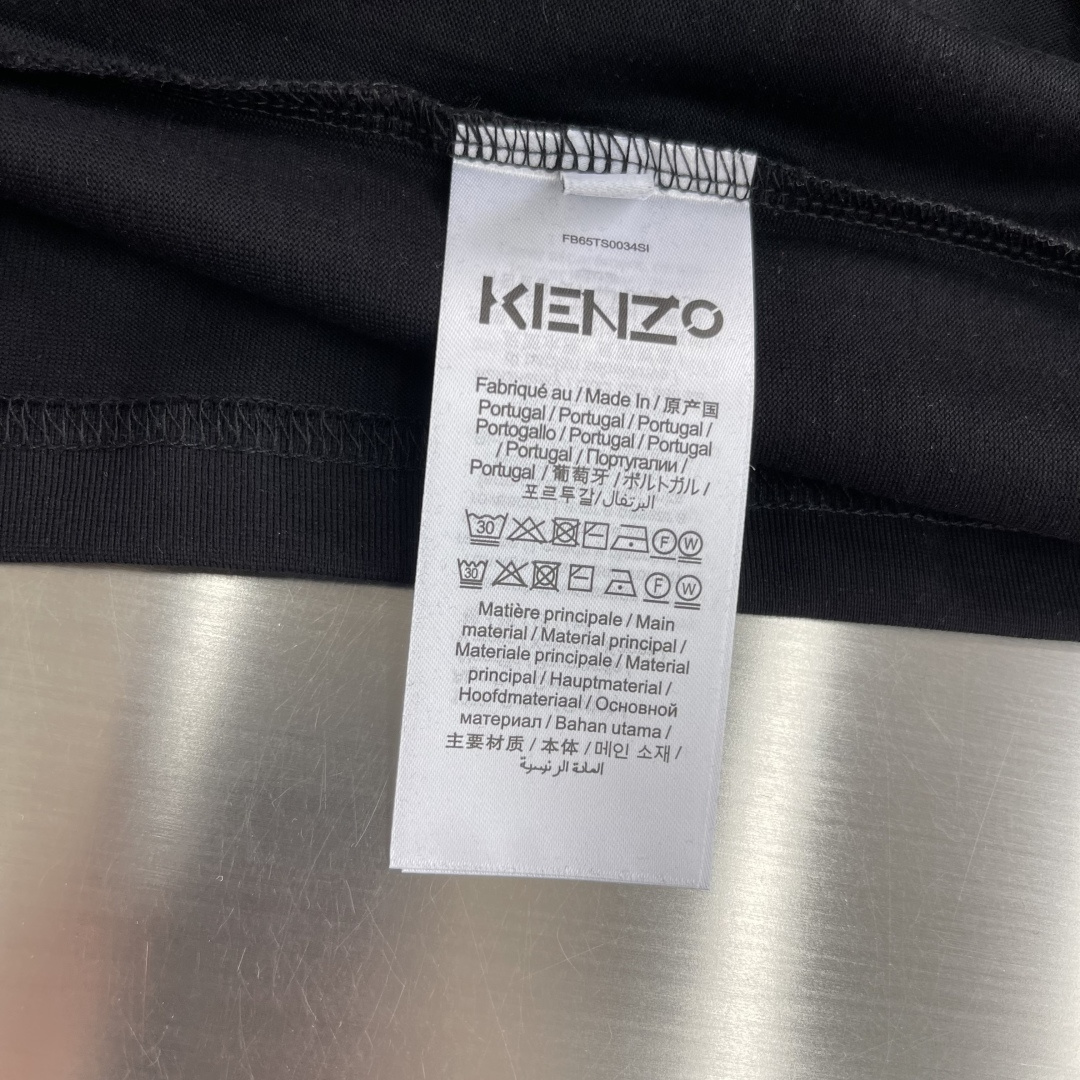 -Kenz* 2026SS春夏最新款圆领刺绣时尚短袖T恤，官网同步定制红色小花，背面龟背品牌字母刺绣，年