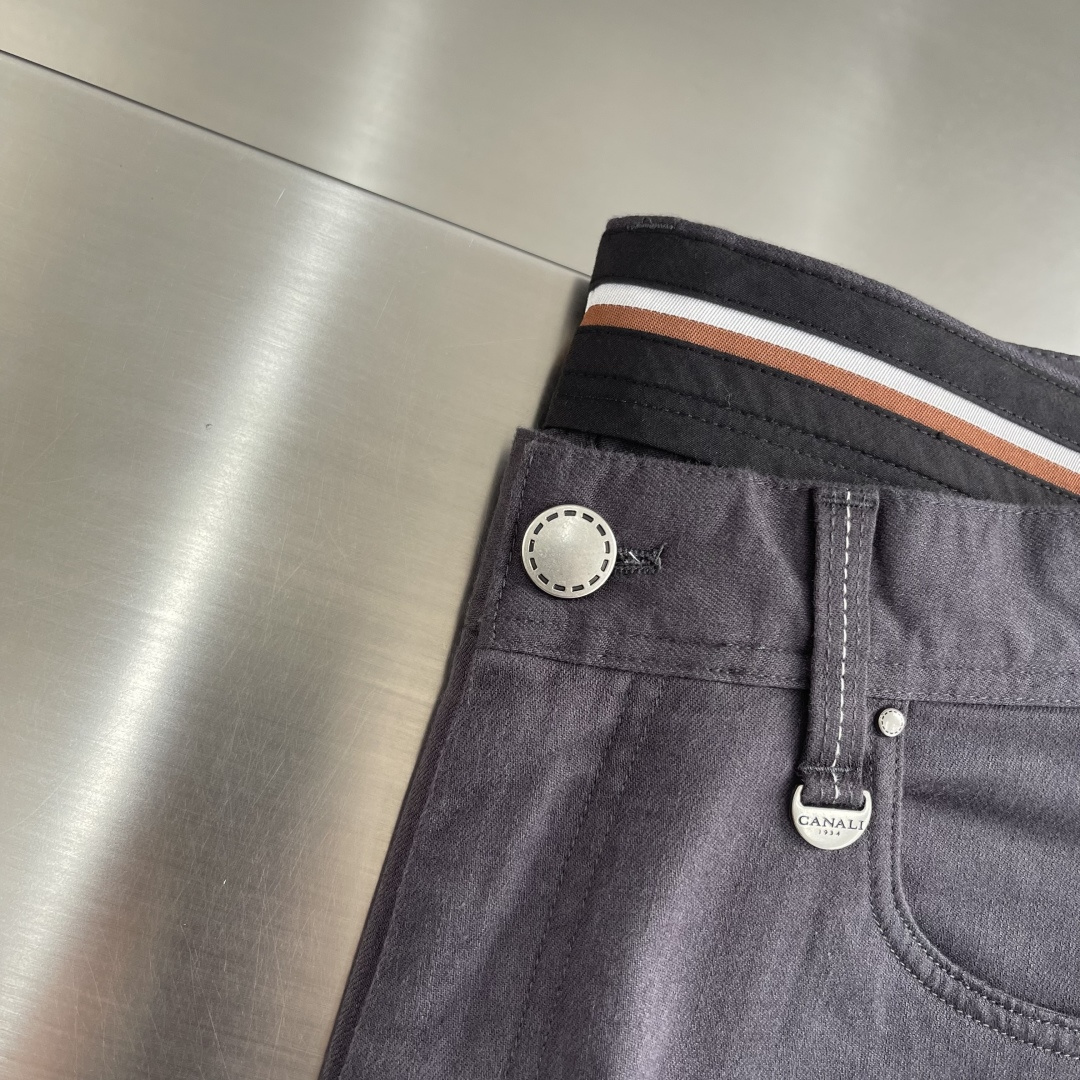 -Canali 26ss春夏新款休闲裤。专柜同步 直筒版型 定制专柜同步棉布面料 古银色五金高级 后袋工