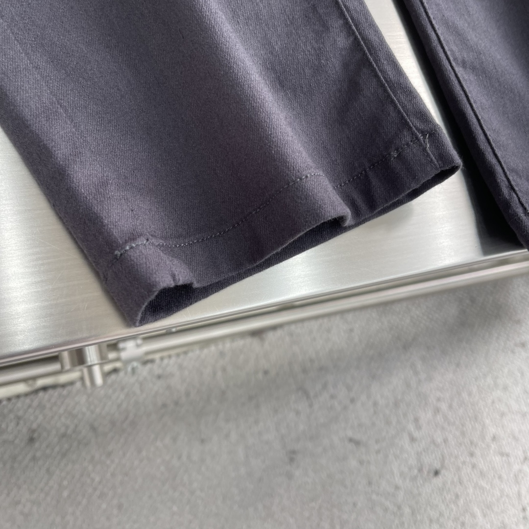 -Canali 26ss春夏新款休闲裤。专柜同步 直筒版型 定制专柜同步棉布面料 古银色五金高级 后袋工