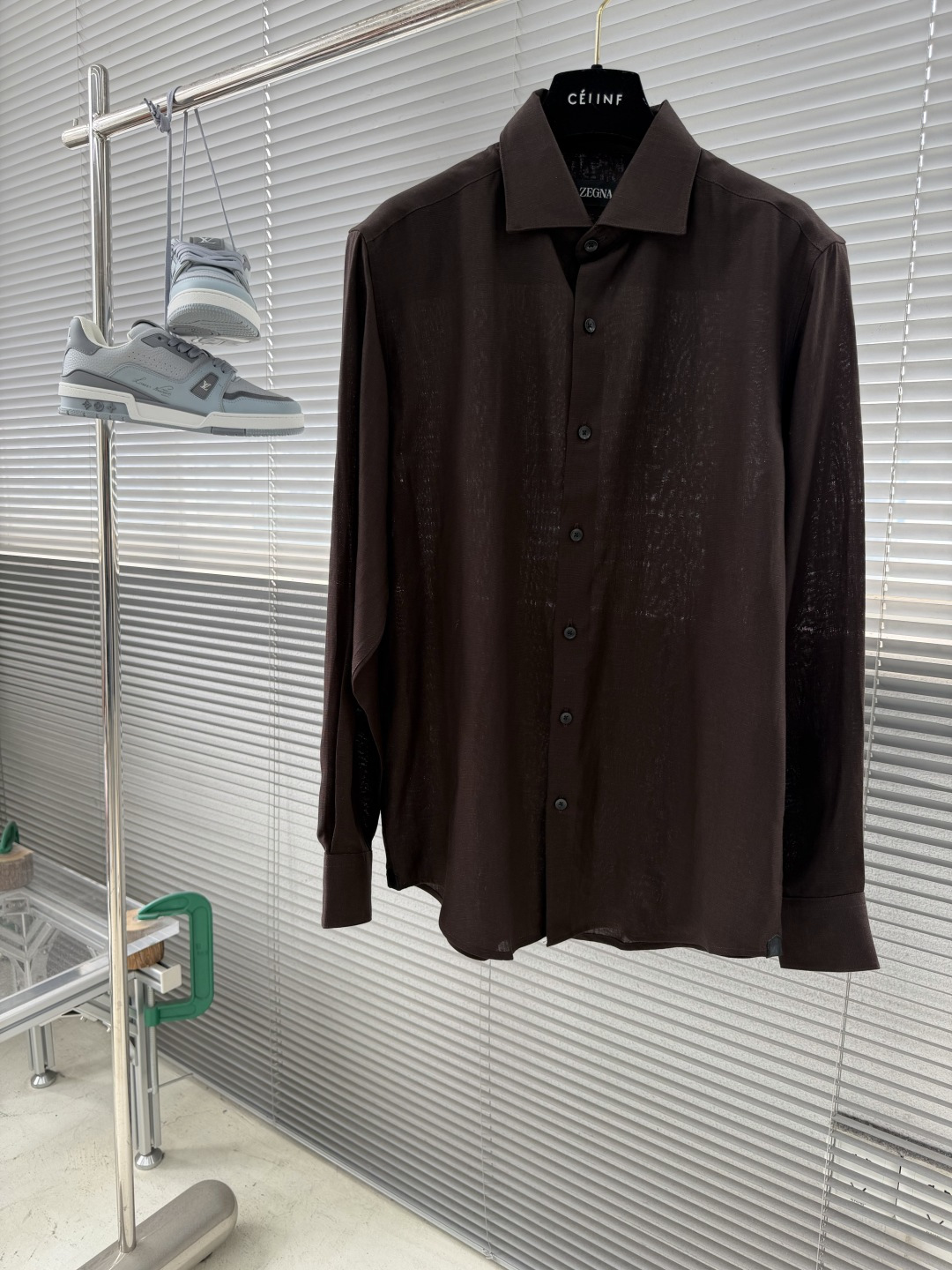 -Z zegn 莱赛尔亚麻混纺休闲衬衫源自意大利的奢华男装典范zegNA，百年匠造传承，以对品质的极致苛
