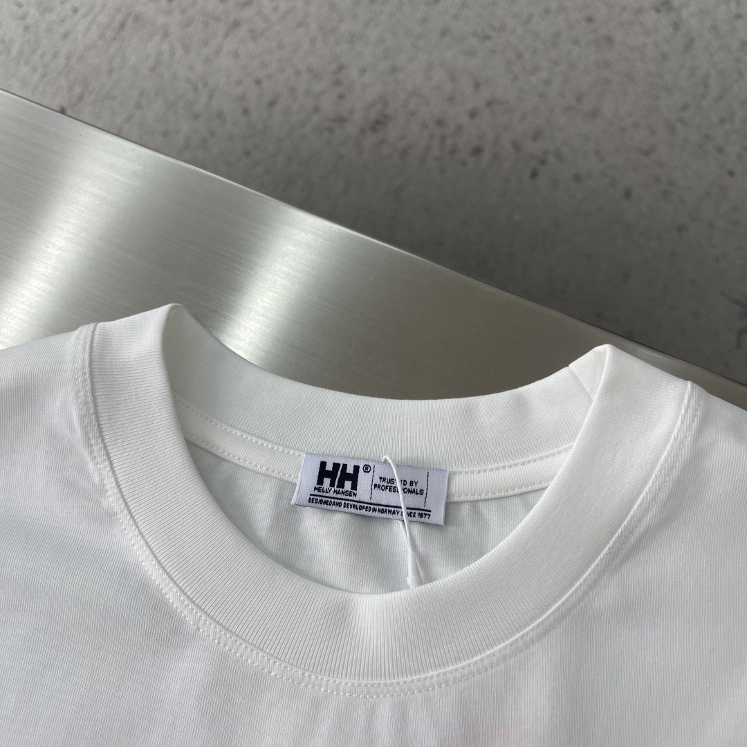 -HELLY HANSEN/HH海丽汉森26夏LOGO山脉图案短袖T恤基础圆领设计！经典白搭，领口选用定