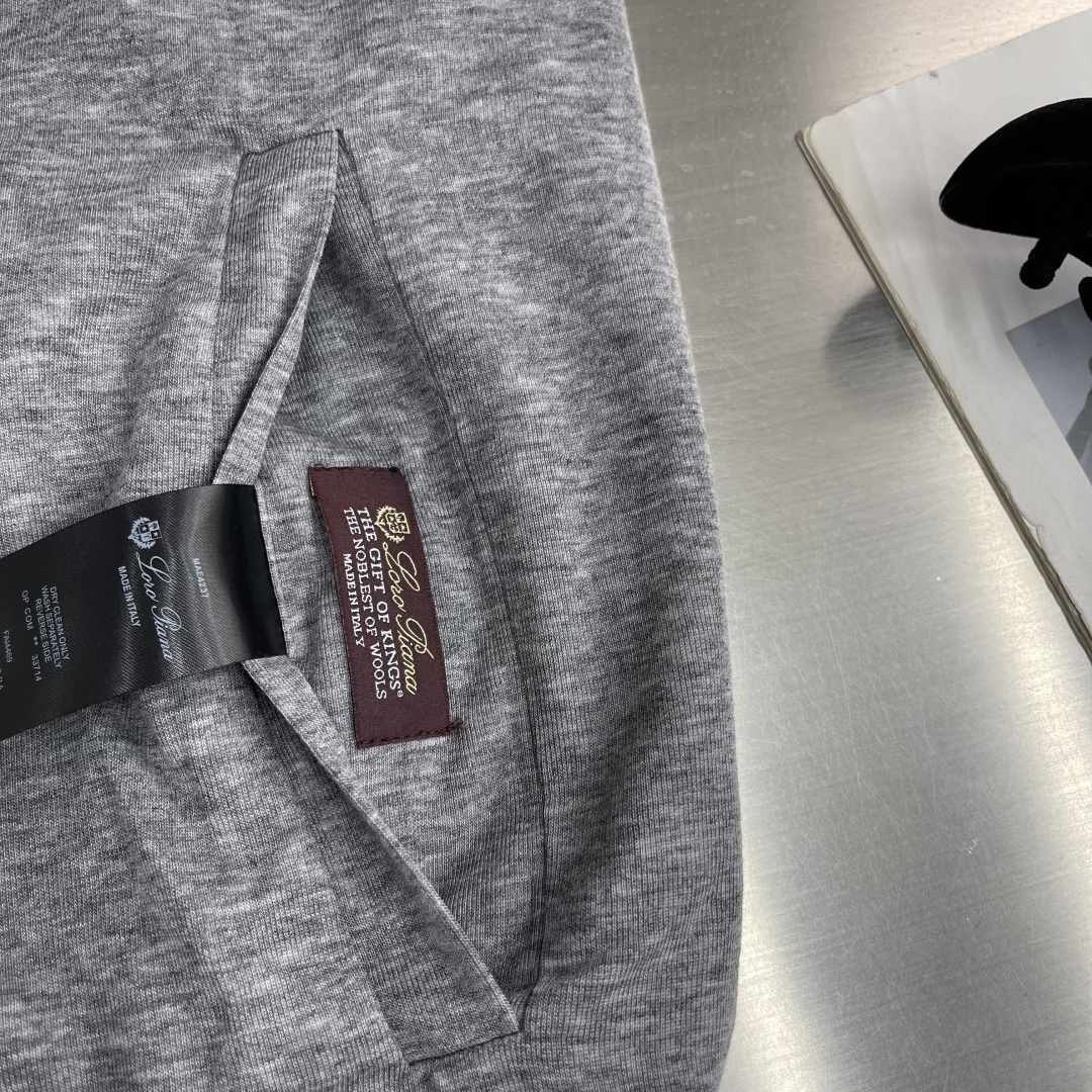 -loro Piana 26ss新款纯色双面穿立领拉链长袖夹克外套 高版本。码数：M.l.Xl.XXl.