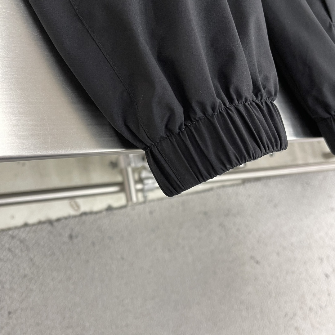 -loro Piana 26ss新款纯色双面穿立领拉链长袖夹克外套 高版本。码数：M.l.Xl.XXl.