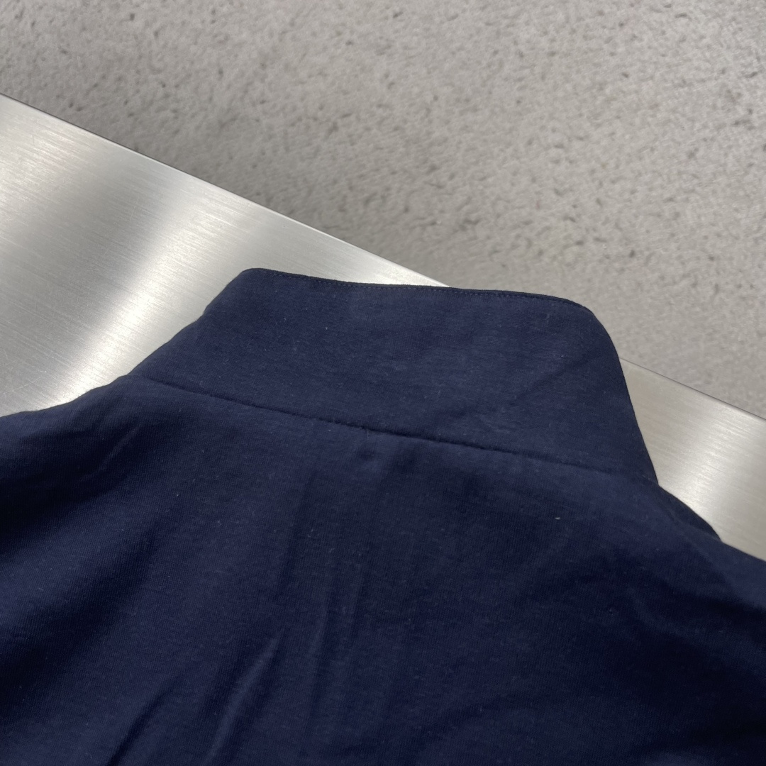 -loro Piana 26ss新款纯色双面穿立领拉链长袖夹克外套 高版本。码数：M.l.Xl.XXl.