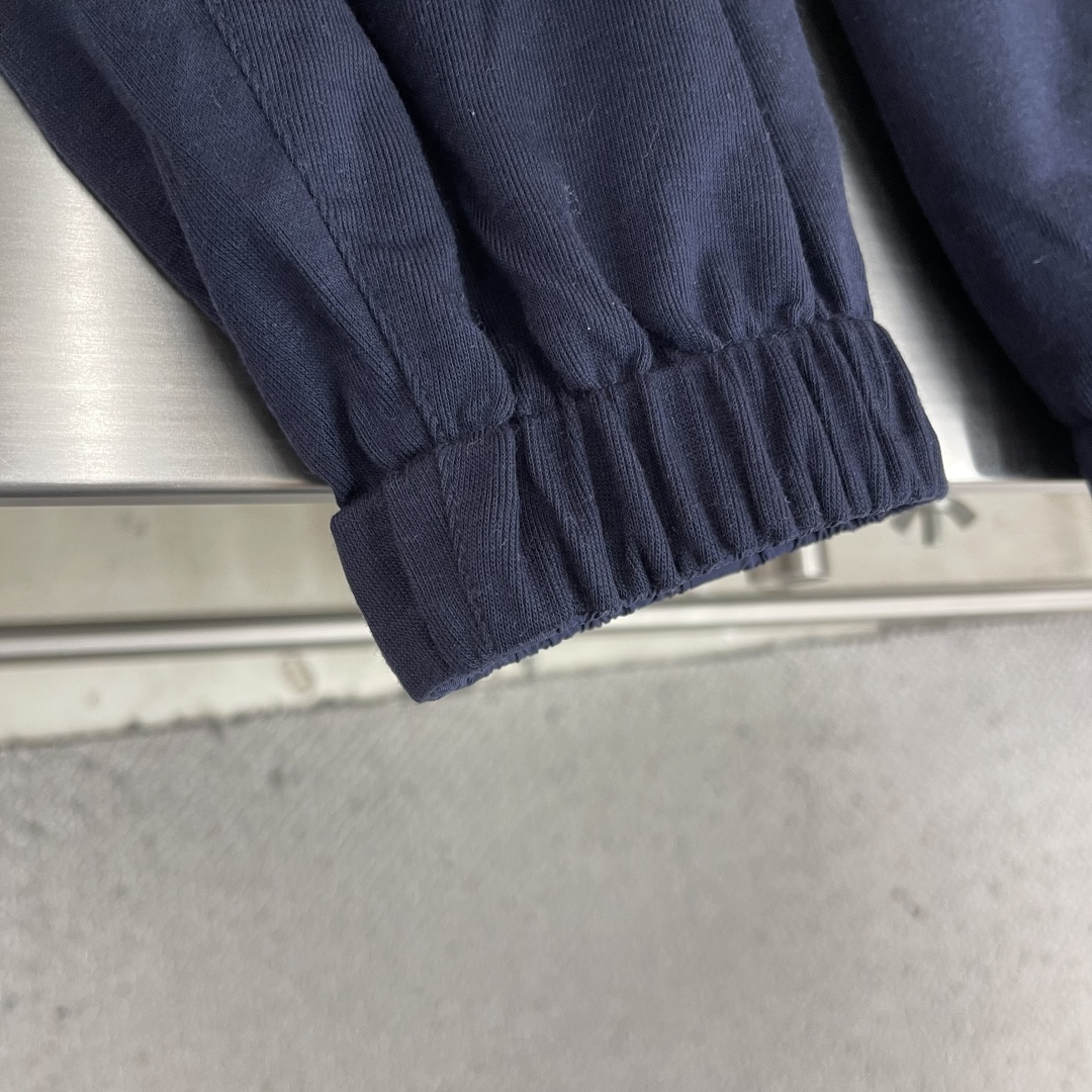 -loro Piana 26ss新款纯色双面穿立领拉链长袖夹克外套 高版本。码数：M.l.Xl.XXl.