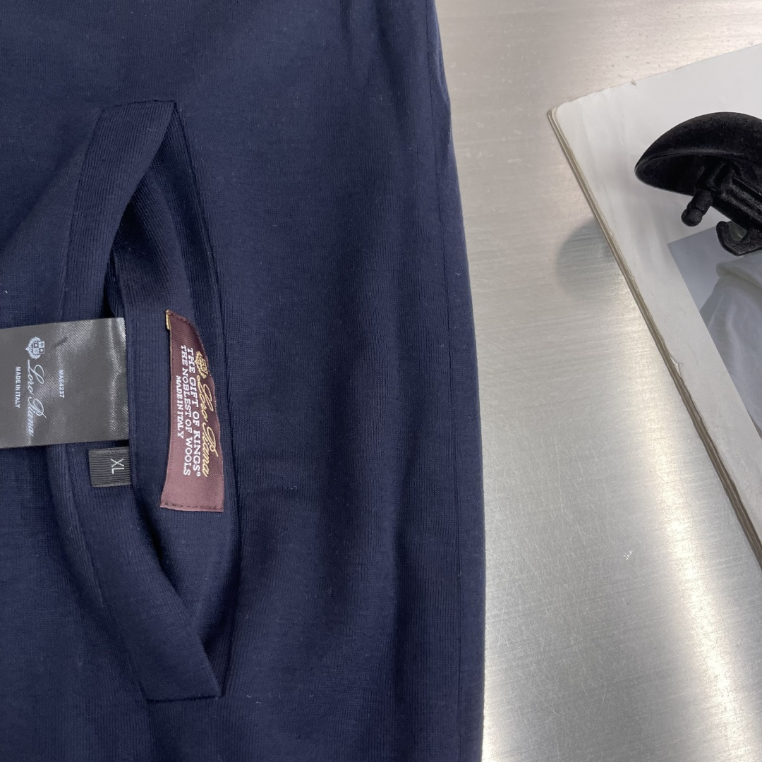 -loro Piana 26ss新款纯色双面穿立领拉链长袖夹克外套 高版本。码数：M.l.Xl.XXl.
