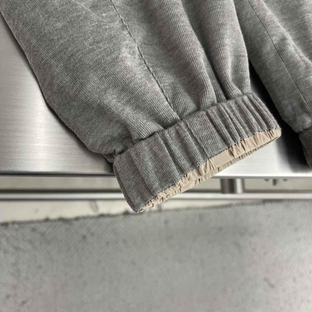 -loro Piana 26ss新款纯色双面穿立领拉链长袖夹克外套 高版本。码数：M.l.Xl.XXl.
