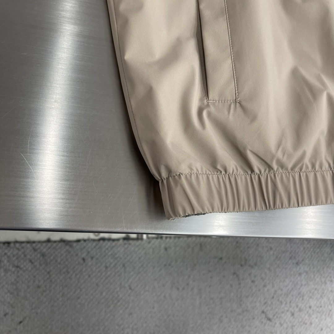 -loro Piana 26ss新款纯色双面穿立领拉链长袖夹克外套 高版本。码数：M.l.Xl.XXl.
