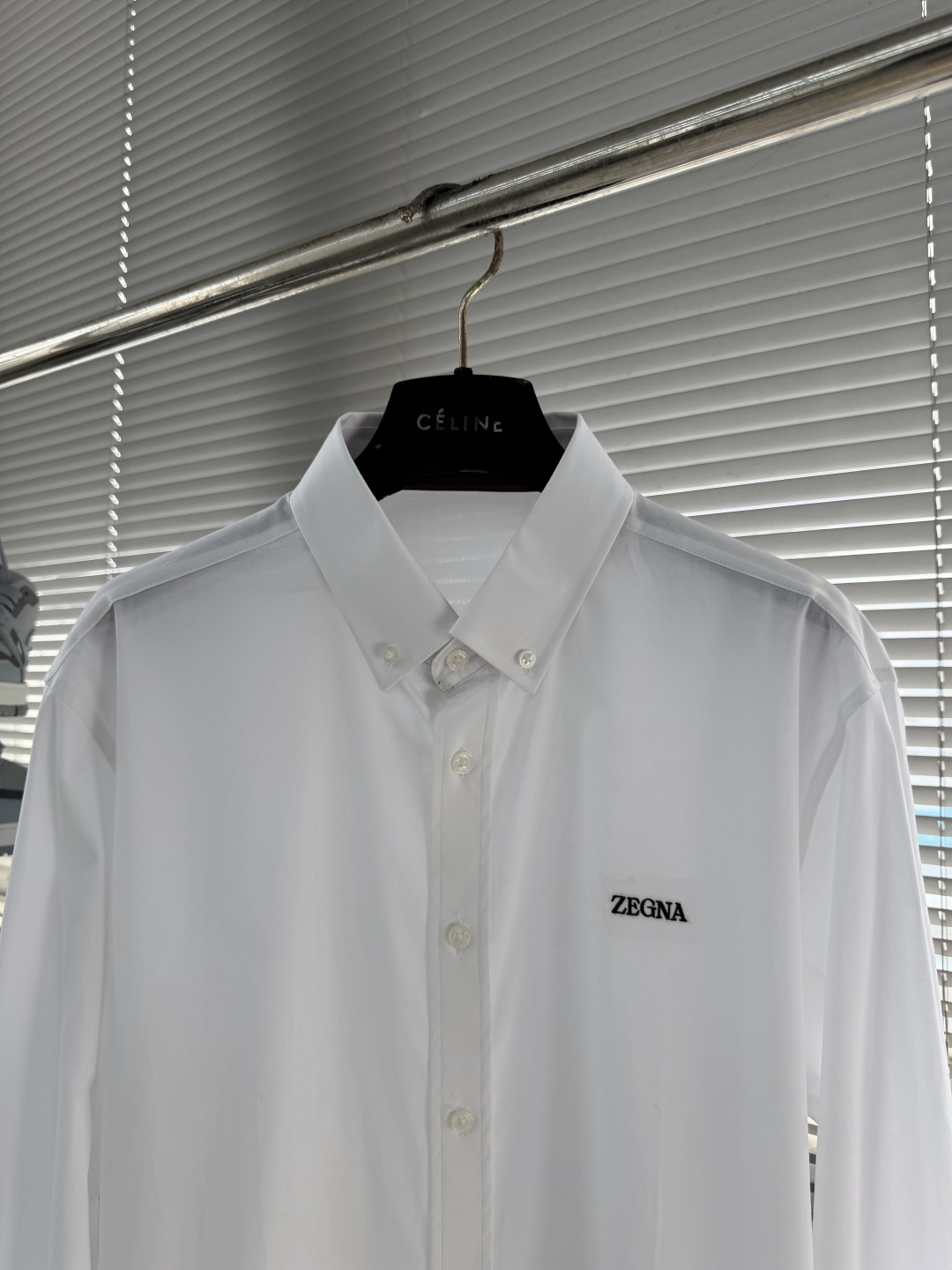 -z zegn 26ss 新款贴布长袖衬衫 本款衬衫胸前带有品牌字母刺绣点缀 高版本码数：M.L.XL.