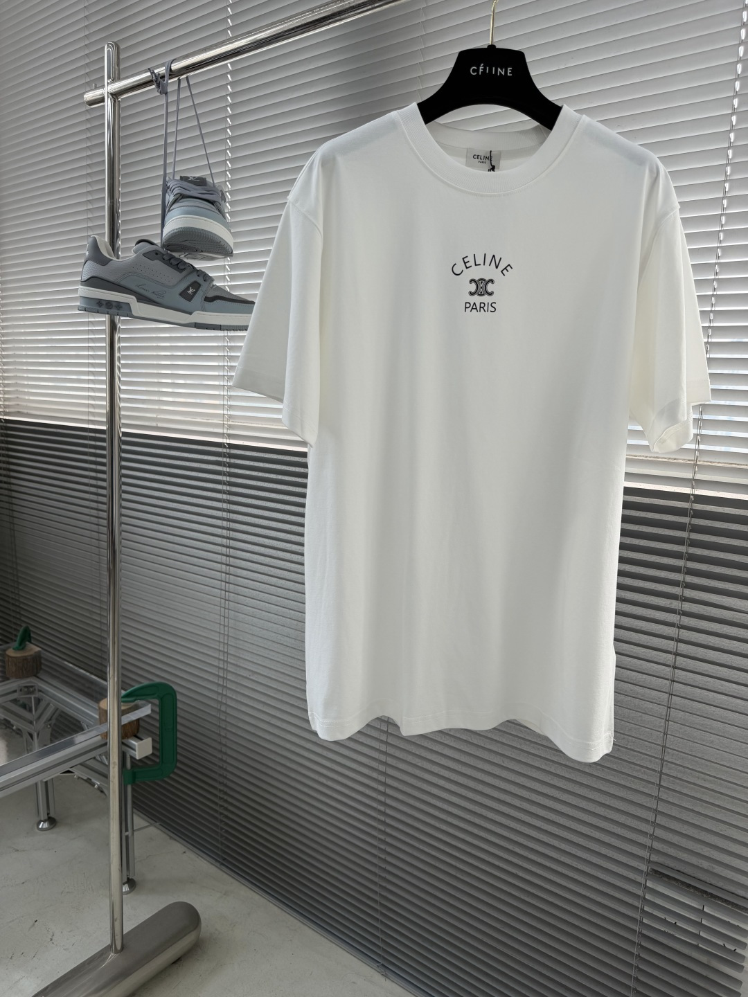 NO:917104,/1 piece 1/2 piece (white L) -Celin simple logo printed T cotton CELINE PARIS TRIOMPHE printing slightly loose fit round neck collar decorated with ribbed trim same style for men and women size S-XXL,,celine,19860909/1件 1/2件（白色L） -Celin 简约logo印花T 棉 CELINE PARIS TRIOMPHE印花 微宽松版型 圆领 衣领饰有罗纹饰边 男女同款 尺码S-XXL,,celine,,Men's clothing