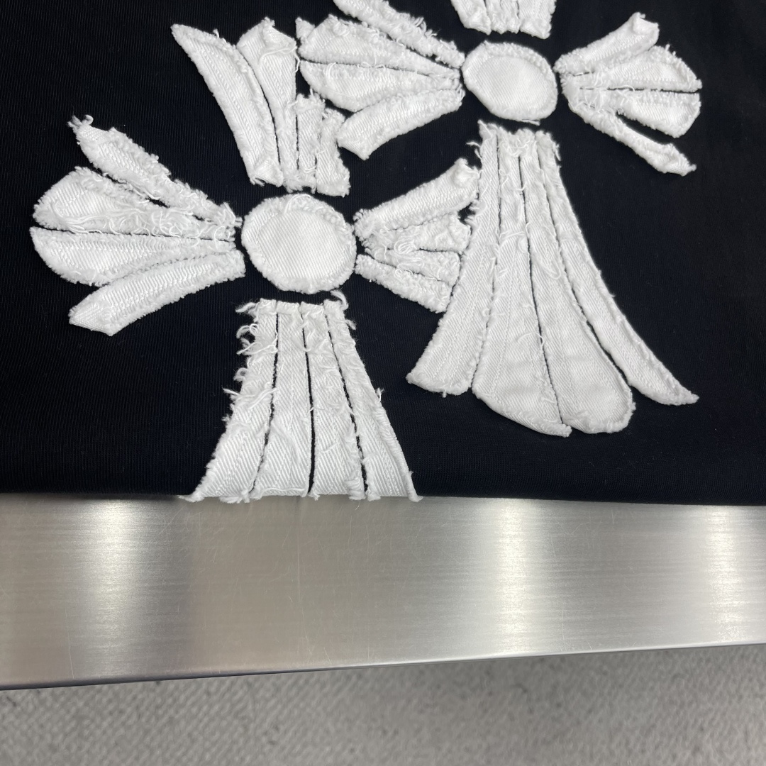 -CH 克罗心 2026SS早春新品绣贴布T恤，潮奢天花板！精选400克，重磅精梳棉，软糯垂坠🌾、透气亲