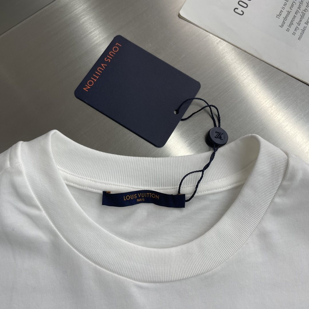 -驴牌 印花细节短袖T恤 奶白色纯棉蛇梯棋图案男女同款码数：S M L XL XXL尺码衣长肩宽胸围袖长