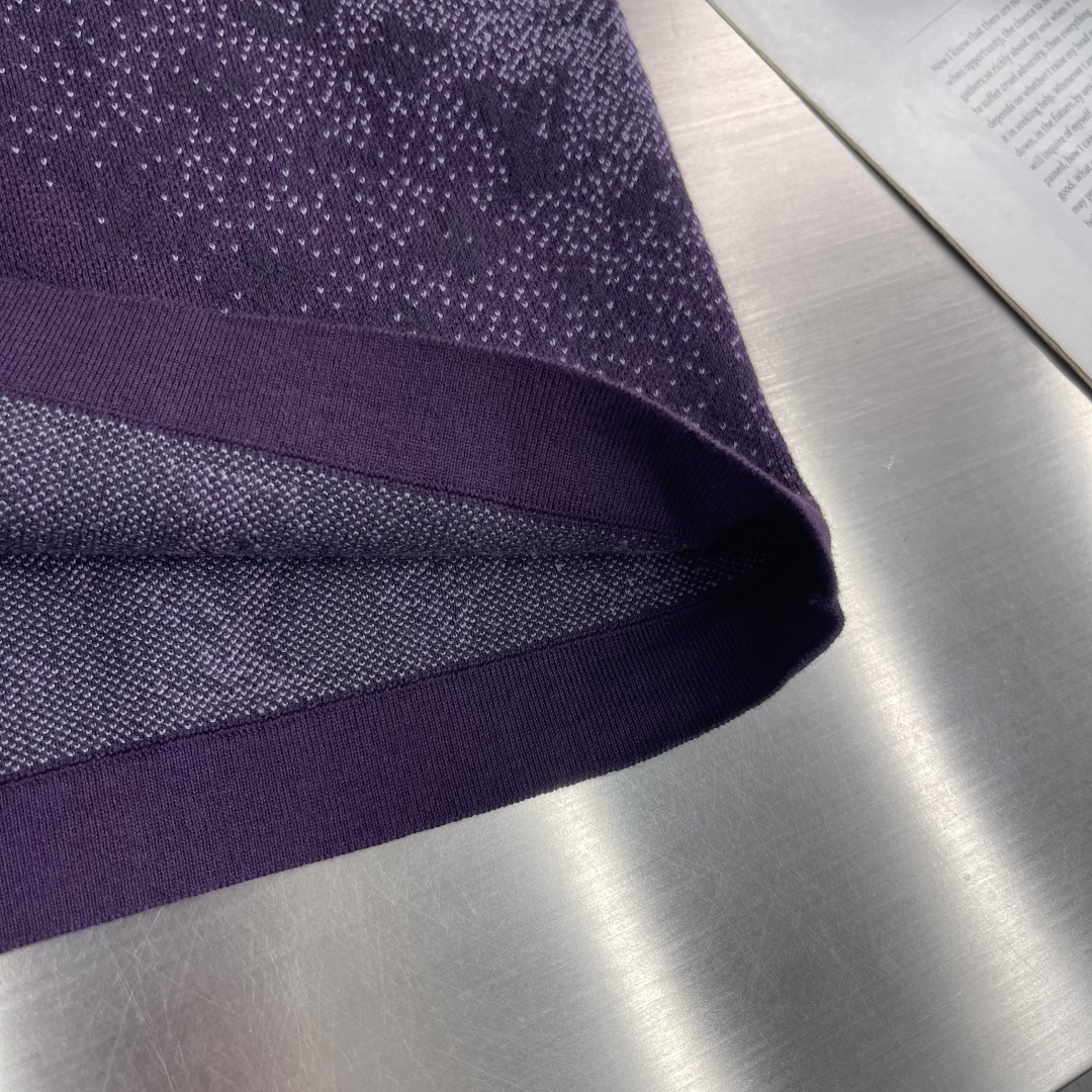 -驴牌 短袖紫色渐变字母印花圆领纯棉T恤男女同款 码数:S M L XL尺码衣长肩宽胸围 袖长S 67 