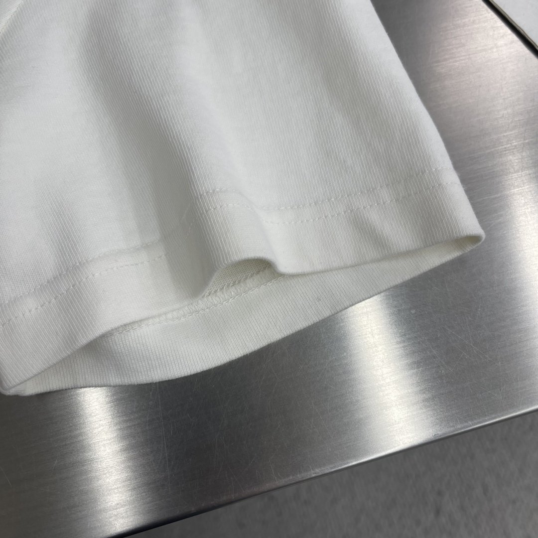 -驴牌 云朵字母短袖T恤白色，胸前马卡龙蓝刺绣字母男女同款码数：XS S M L XL尺码衣长肩宽胸围袖