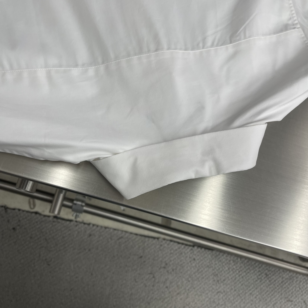 -驴牌 衬衫 纯棉府绸暗扣Monogram标贴袋男女同款 码数：S M L XL XXL尺码衣长肩宽胸围