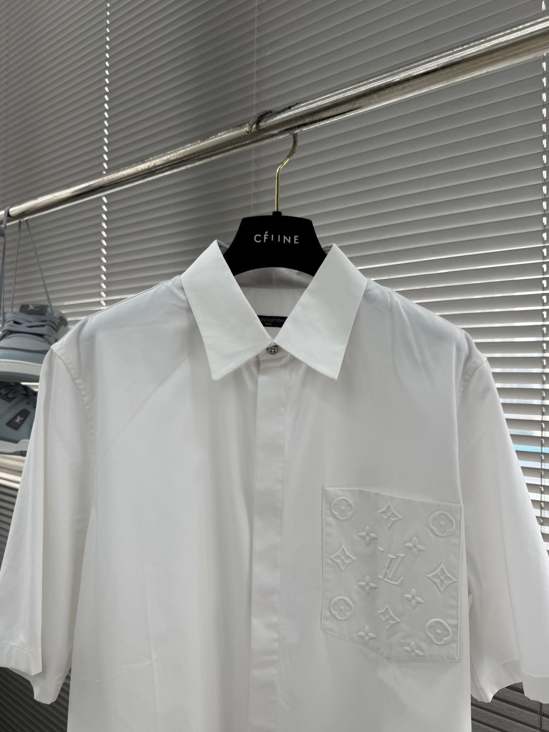 -驴牌 衬衫 纯棉府绸暗扣Monogram标贴袋男女同款 码数：S M L XL XXL尺码衣长肩宽胸围