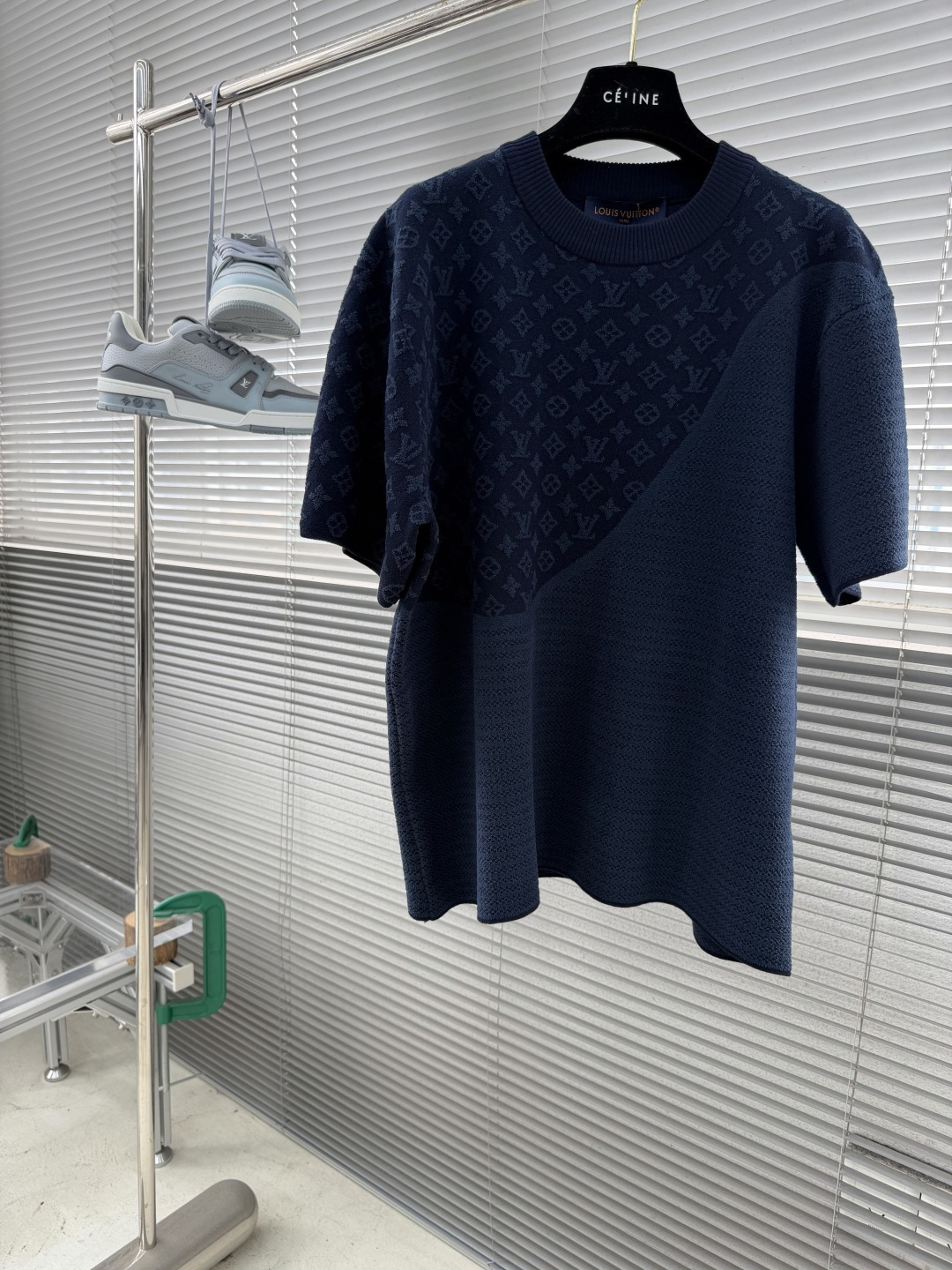 -驴牌 针织蓝色短袖 针织圆领衫针织T恤蓝色圆领，横纹浮雕针织 男女同款 码数：S M L XL尺码衣长