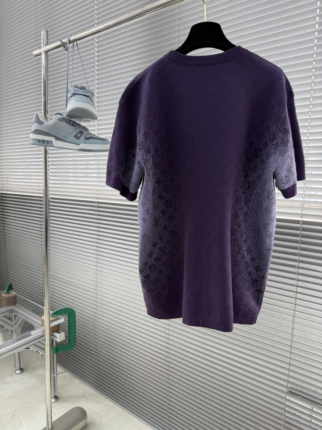 -驴牌 短袖紫色渐变字母印花圆领纯棉T恤男女同款 码数:S M L XL尺码衣长肩宽胸围 袖长S 67 
