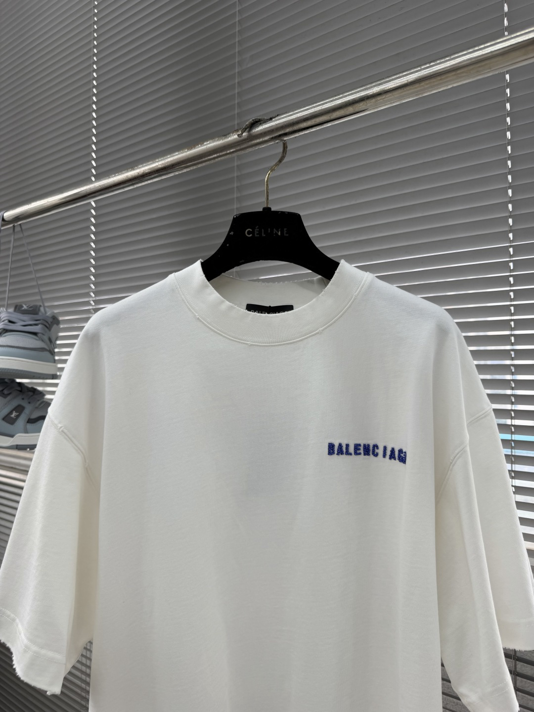 -Balenciag 2026SS春夏新品 经典珠管绣T恤，奢潮必备！甄选重磅精梳棉，软糯垂坠🌾、透气亲