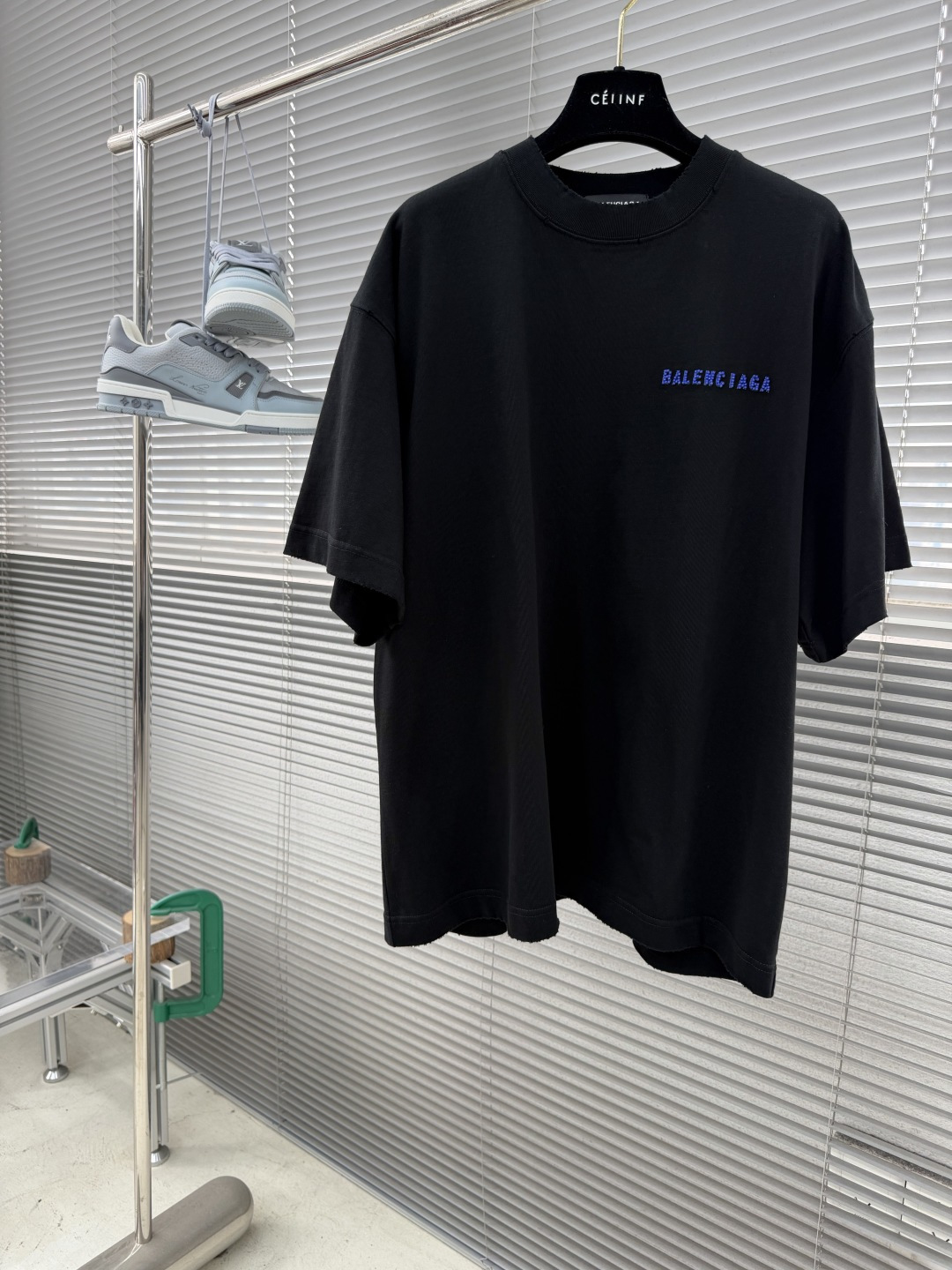 -Balenciag 2026SS春夏新品 经典珠管绣T恤，奢潮必备！甄选重磅精梳棉，软糯垂坠🌾、透气亲