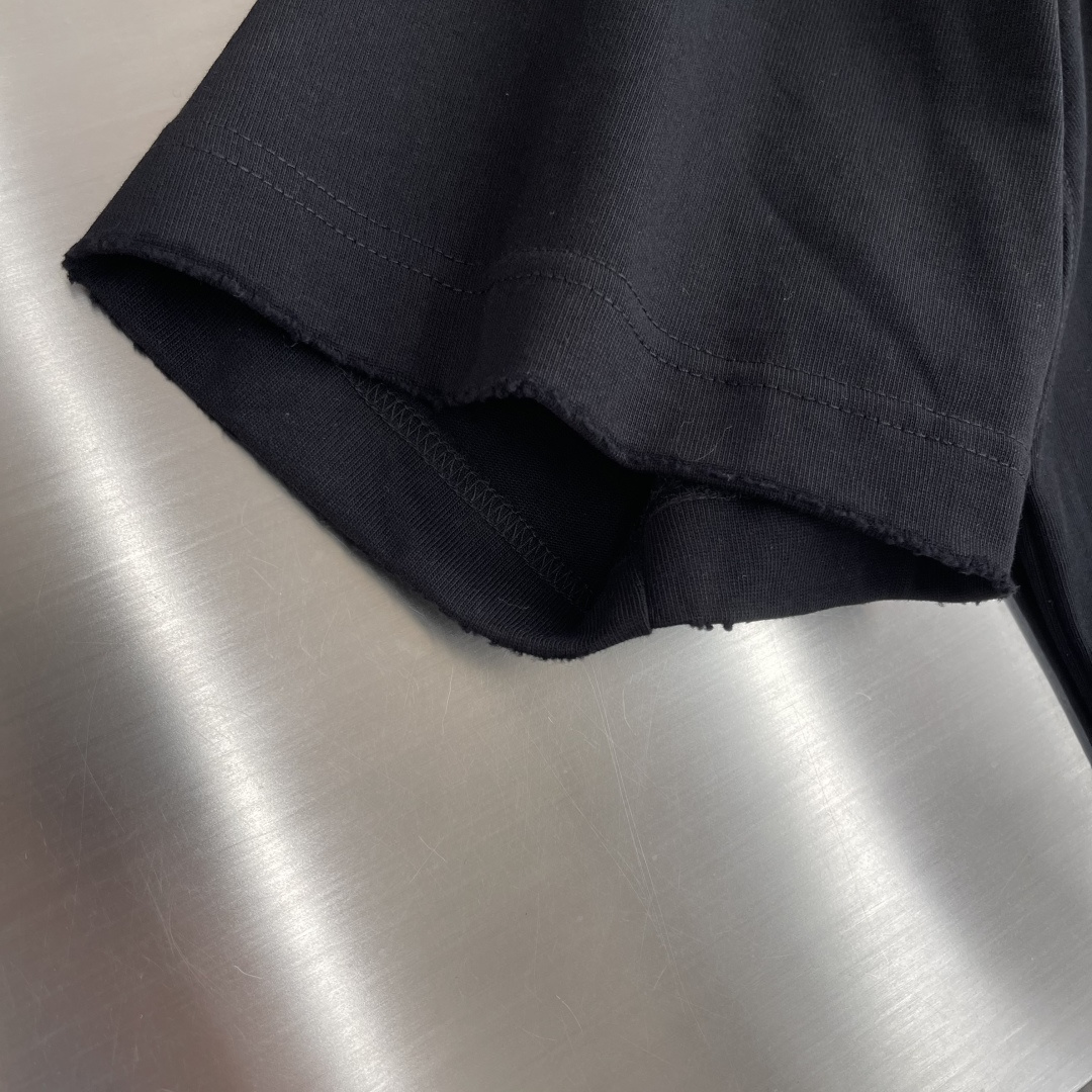 -驴牌 2026SS春夏新品 经典珠管绣T恤，奢潮必备！甄选重磅精梳棉，软糯垂坠🌾、透气亲肤，做旧磨毛工