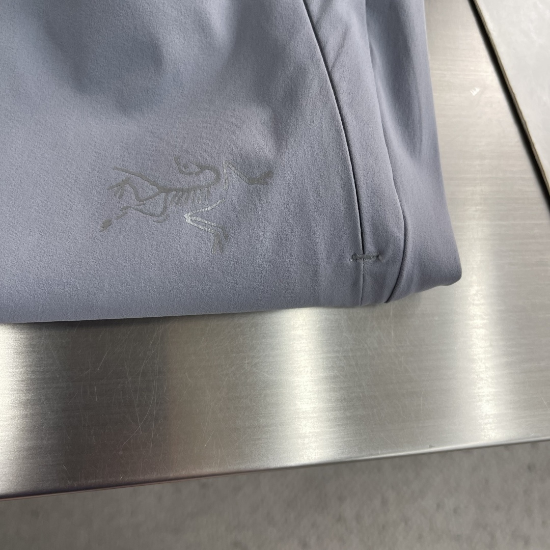 -🐦 鸟家 男士休闲速干裤最新款上身版型无敌正！绝对可以闭眼收的一款此款裤子非常百搭，弹力腰围,日常上班