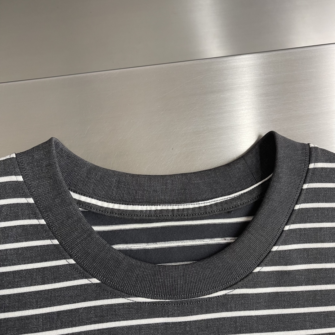 -驴牌 条纹 短袖 T恤 高端版本！专柜定制面料 透气舒适度高，细节无可挑剔，品牌元素设计理念，体现高品