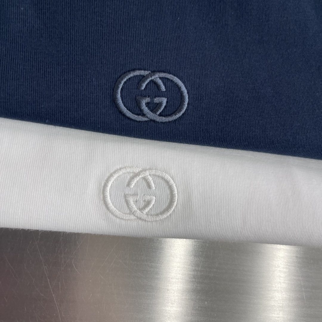 -GUCC 绣花细节短袖 T恤 高端版本！专柜定制面料 透气舒适度高，细节无可挑剔，品牌元素设计理念，体