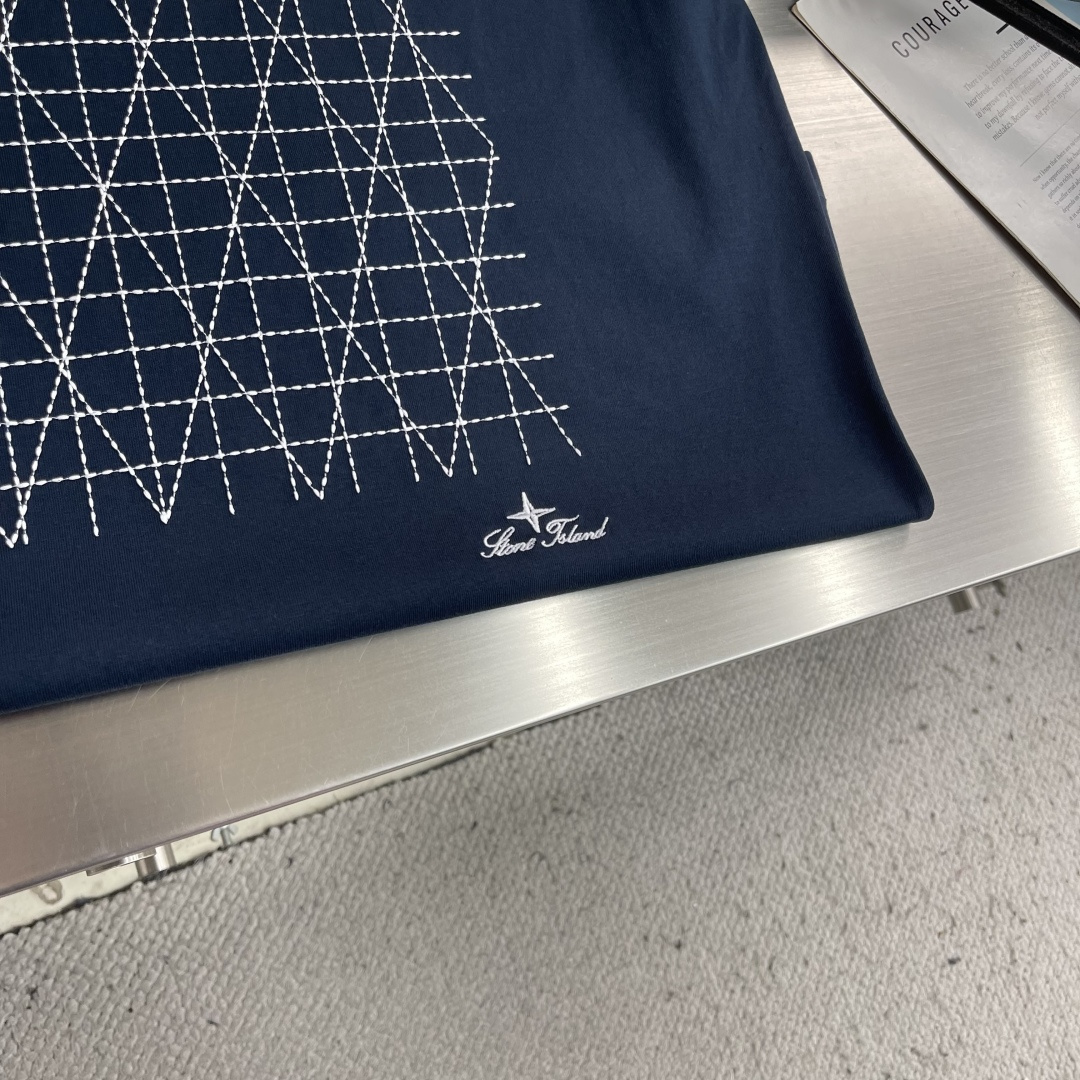 -Stone Island 2026新款短袖 T恤 高端版本！专柜定制面料 透气舒适度高，细节无可挑剔，