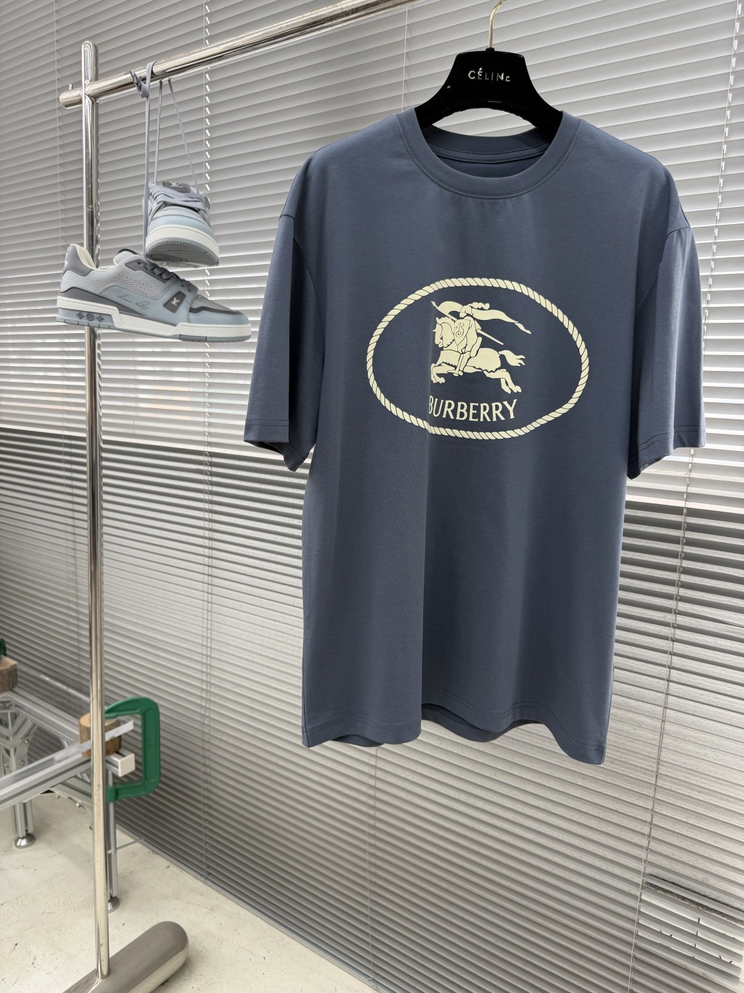 -BBR 2026新款短袖 T恤 高端版本！专柜定制面料 透气舒适度高，细节无可挑剔，品牌元素设计理念，