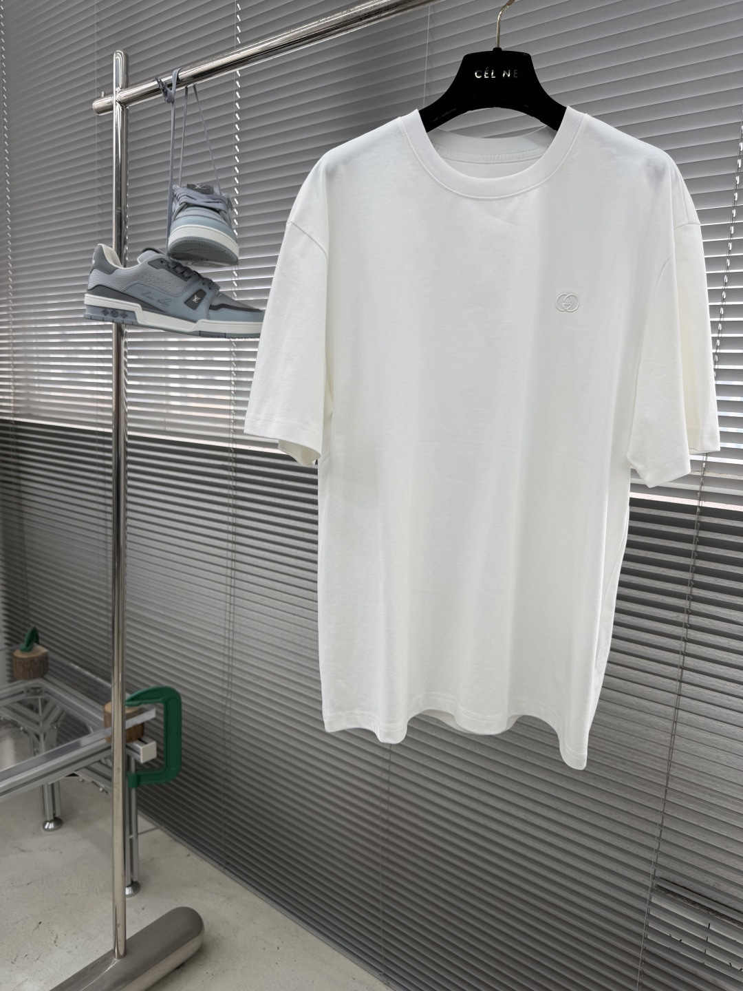 -GUCC 绣花细节短袖 T恤 高端版本！专柜定制面料 透气舒适度高，细节无可挑剔，品牌元素设计理念，体