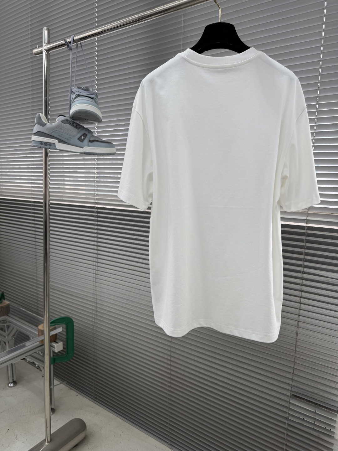 -GUCC 绣花细节短袖 T恤 高端版本！专柜定制面料 透气舒适度高，细节无可挑剔，品牌元素设计理念，体