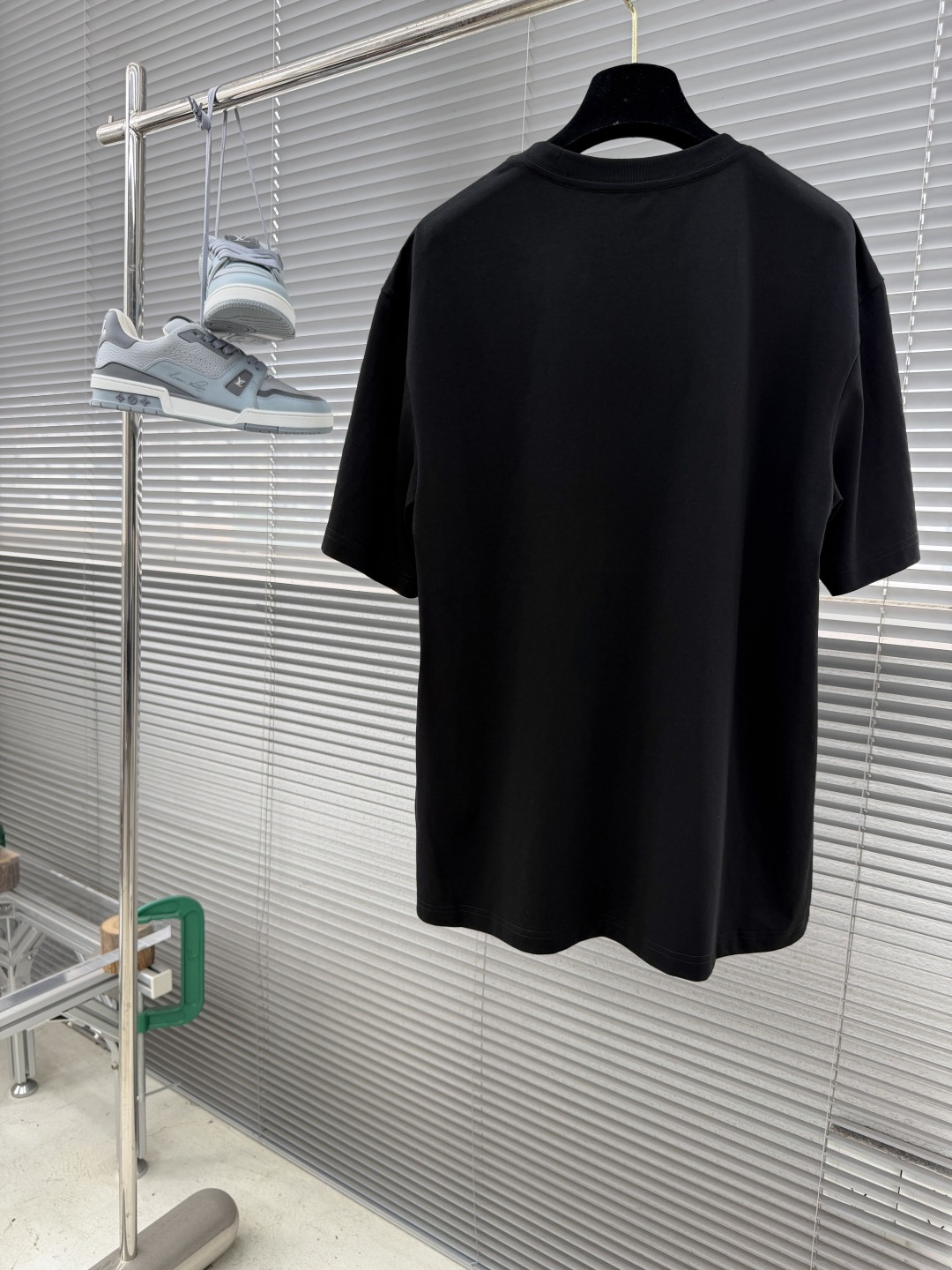 -Celin 2026新款短袖 T恤 高端版本！专柜定制面料 透气舒适度高，细节无可挑剔，品牌元素设计理