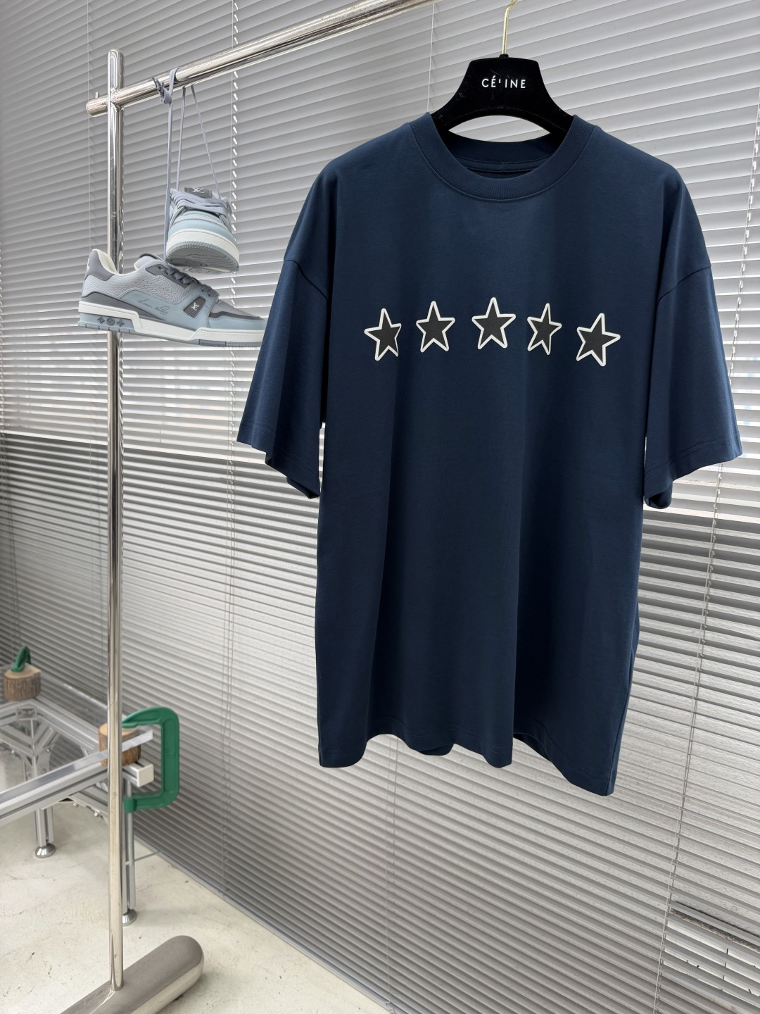 -Balenciag 圆领 短袖 T恤 高端版本！专柜定制面料 透气舒适度高，细节无可挑剔，品牌元素设计