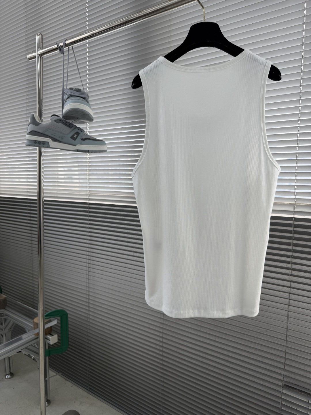 -GVC 印花细节罗纹感棉质背心订织柔感棉质面料舒适亲肤。尺码:S-XXL胸围92 96 100 104