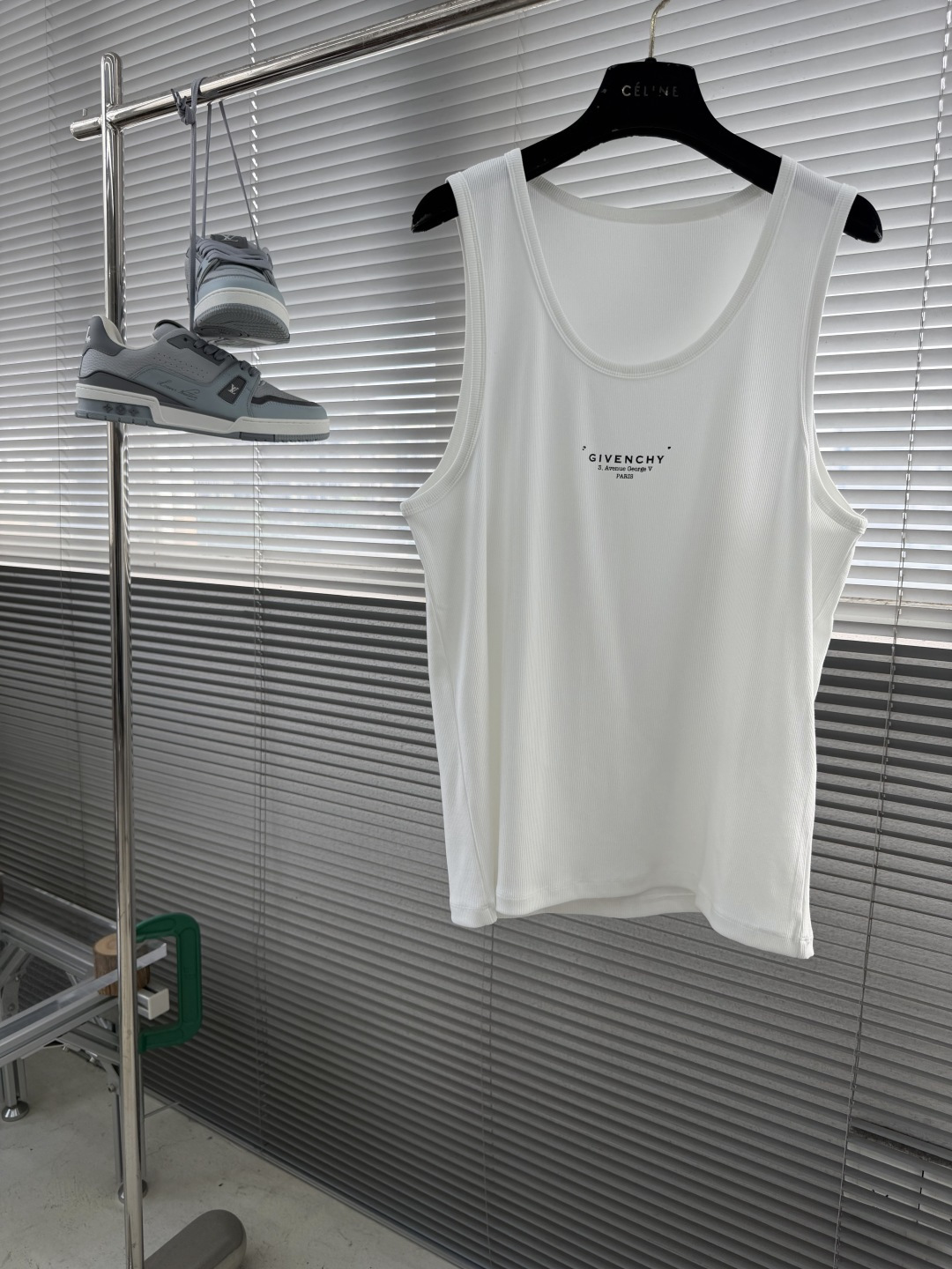 -GVC 印花细节罗纹感棉质背心订织柔感棉质面料舒适亲肤。尺码:S-XXL胸围92 96 100 104