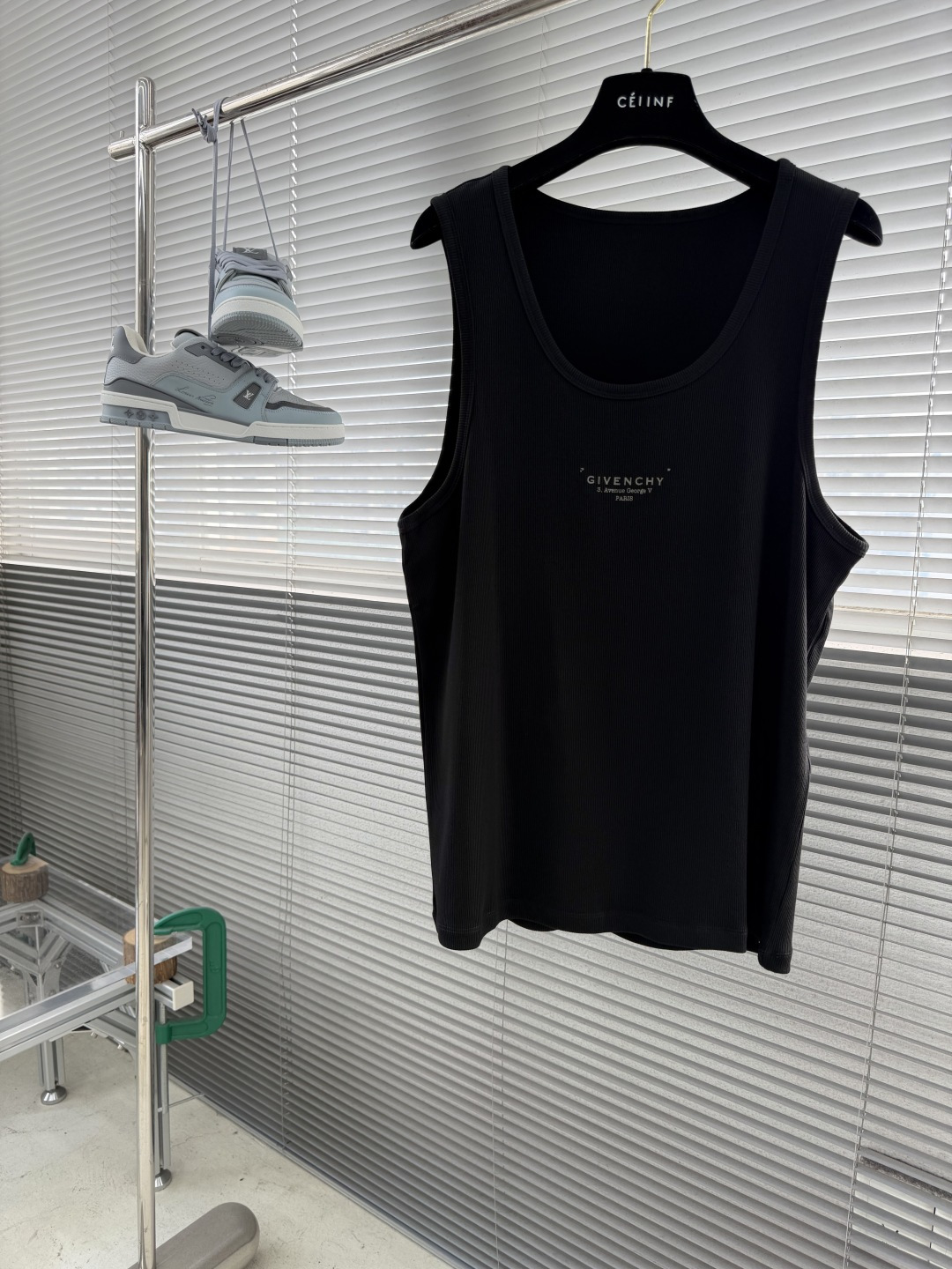 -GVC 印花细节罗纹感棉质背心订织柔感棉质面料舒适亲肤。尺码:S-XXL胸围92 96 100 104