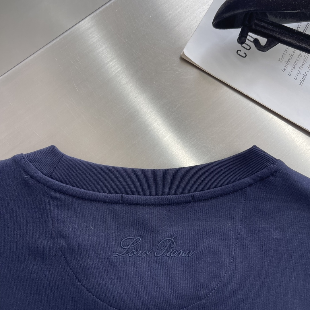 -Loro Piana 2026ss新款纯色圆领短袖T恤， 百搭款式 任何人都可以轻松驾驭 面料全订制 