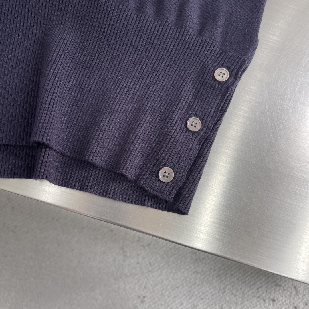 -TB 26SS后背小马 圆领短袖棉沙线精仿 把美式学院风焊在身上的针织短袖🎾 谁能拒绝一件自带高级感的