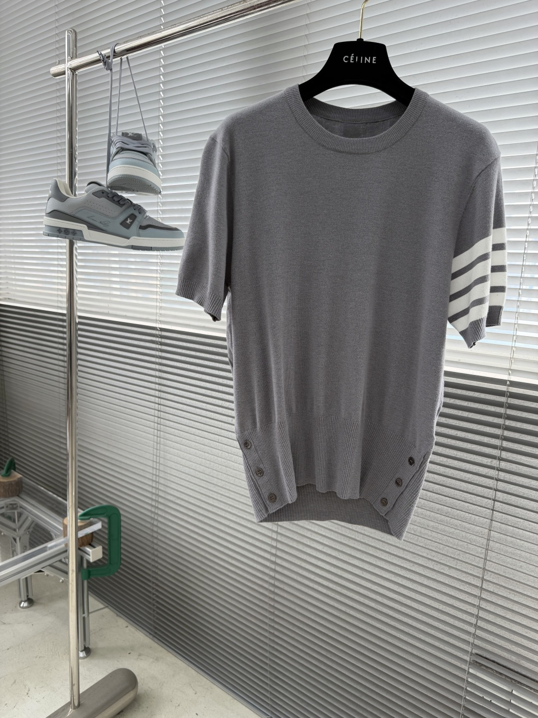 -TB 26SS后背小马 圆领短袖棉沙线精仿 把美式学院风焊在身上的针织短袖🎾 谁能拒绝一件自带高级感的