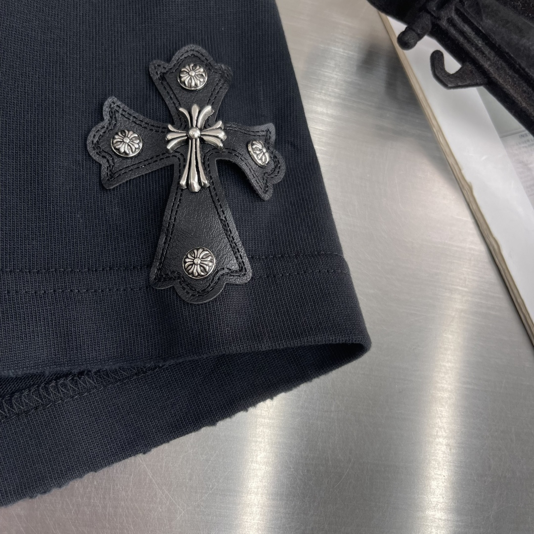 -CH 克罗心 十字架✝️元素短T纯棉高克重材质柔软洗水，舒适，质感足重工皮logo搭配柜柜感拉满爆款延