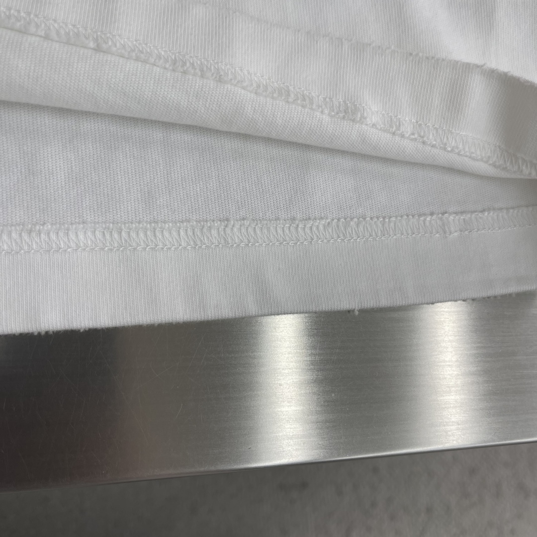 -CH 克罗心 十字架✝️元素短T纯棉高克重材质柔软洗水，舒适，质感足重工皮logo搭配柜柜感拉满爆款延