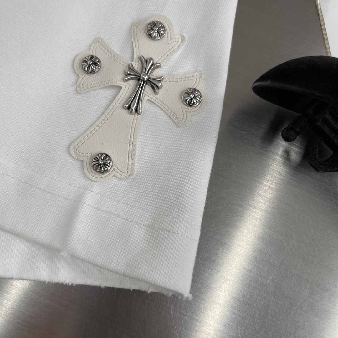 -CH 克罗心 十字架✝️元素短T纯棉高克重材质柔软洗水，舒适，质感足重工皮logo搭配柜柜感拉满爆款延