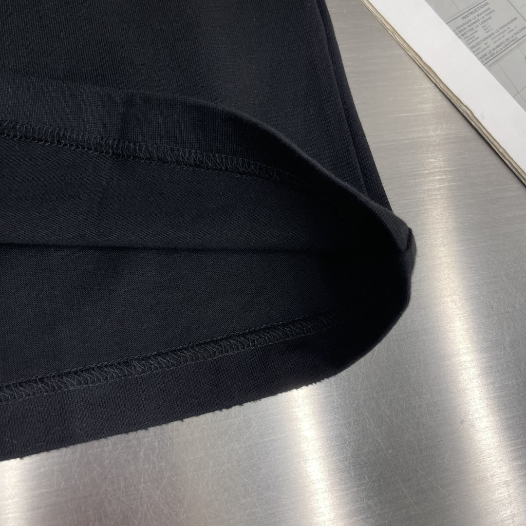 -Dio    47字母后背条纹短袖T恤百分百棉 采用280g 高端进口纯棉双纱面料  添加手感与固定衣
