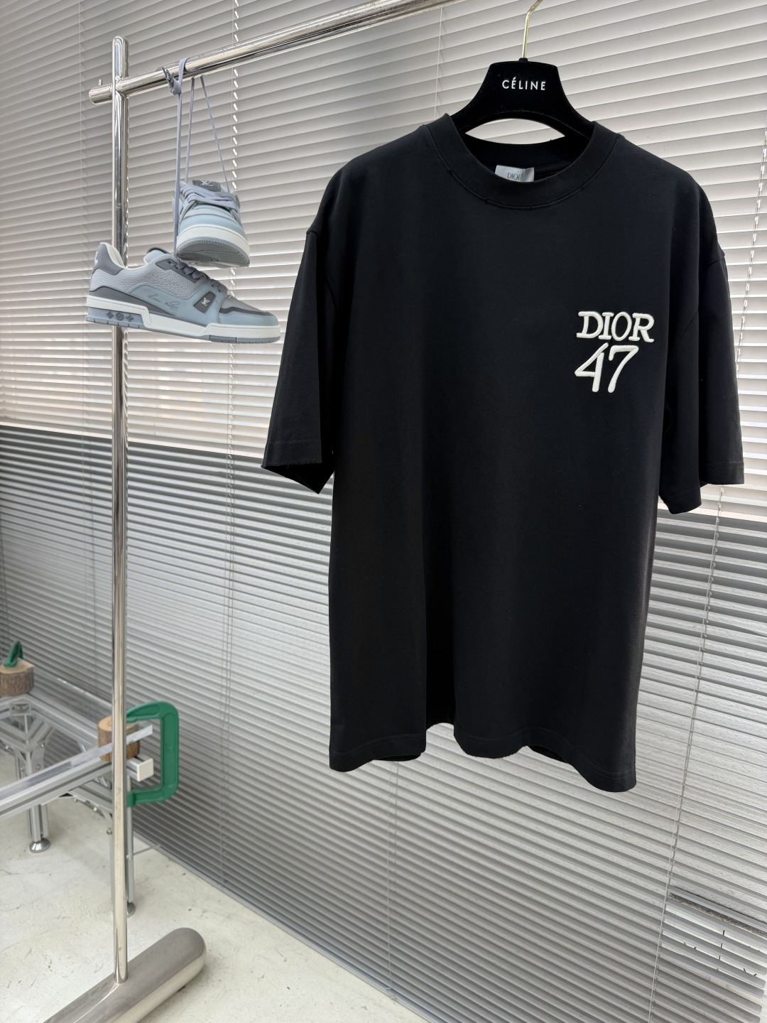 -Dio    47字母后背条纹短袖T恤百分百棉 采用280g 高端进口纯棉双纱面料  添加手感与固定衣