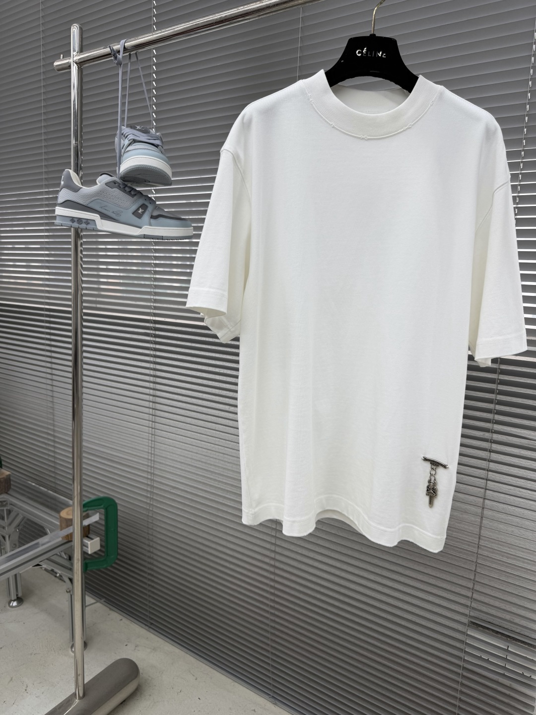 -CH 克罗心 宝剑🗡️元素短T高克重纯棉材质手工重金属logo独家😎时尚感拉满微阔版型尺码：S-XL