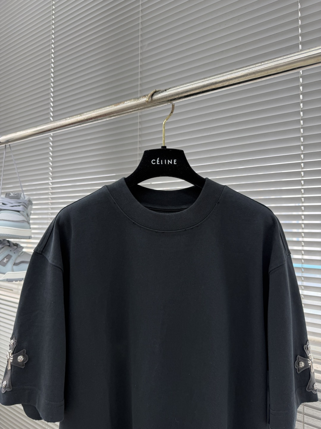 -CH 克罗心 十字架✝️元素短T纯棉高克重材质柔软洗水，舒适，质感足重工皮logo搭配柜柜感拉满爆款延