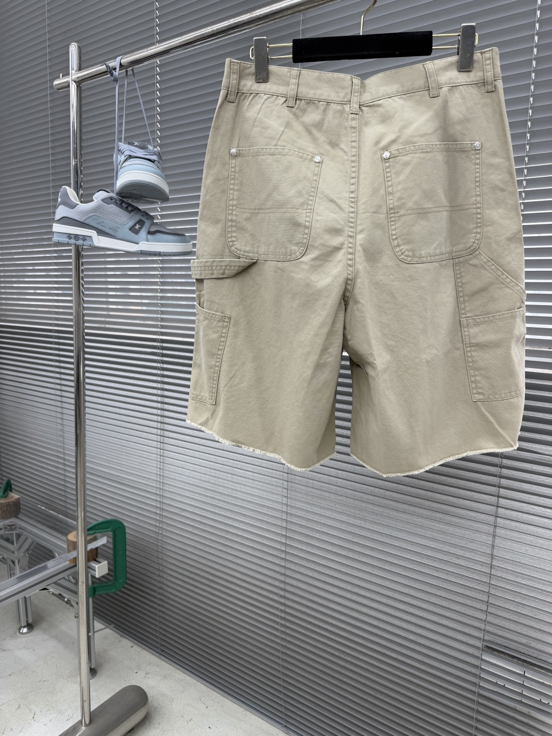 -CH 克罗心 泼墨工装短裤 | 低调奢华，细节控的终极选择​​专为追求个性与质感的你打造经典工装剪裁​