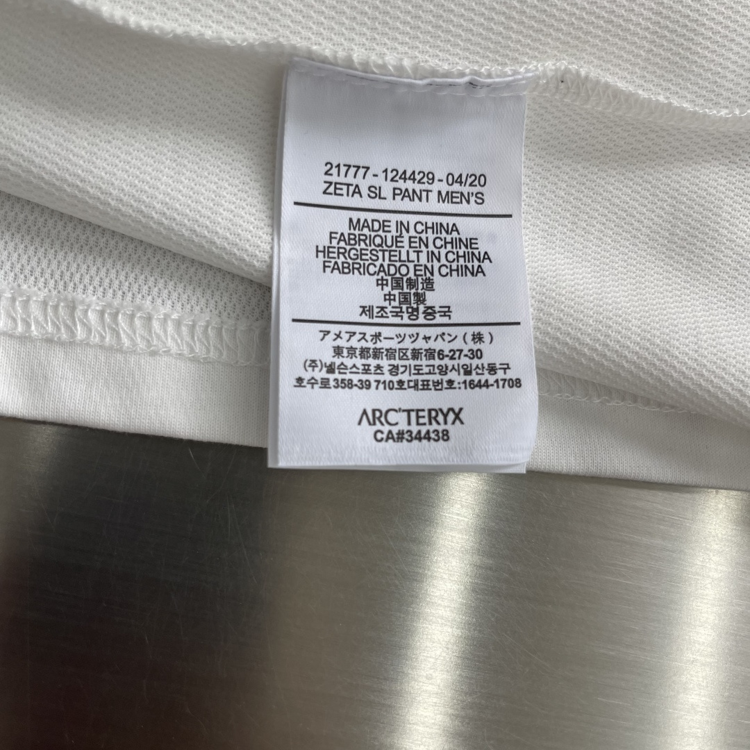 -🐦 鸟家 2024 新款来咯！时尚百搭的宽松无袖坎肩背心，logo 刺绣超酷炫！纯棉材质，舒适透气。这