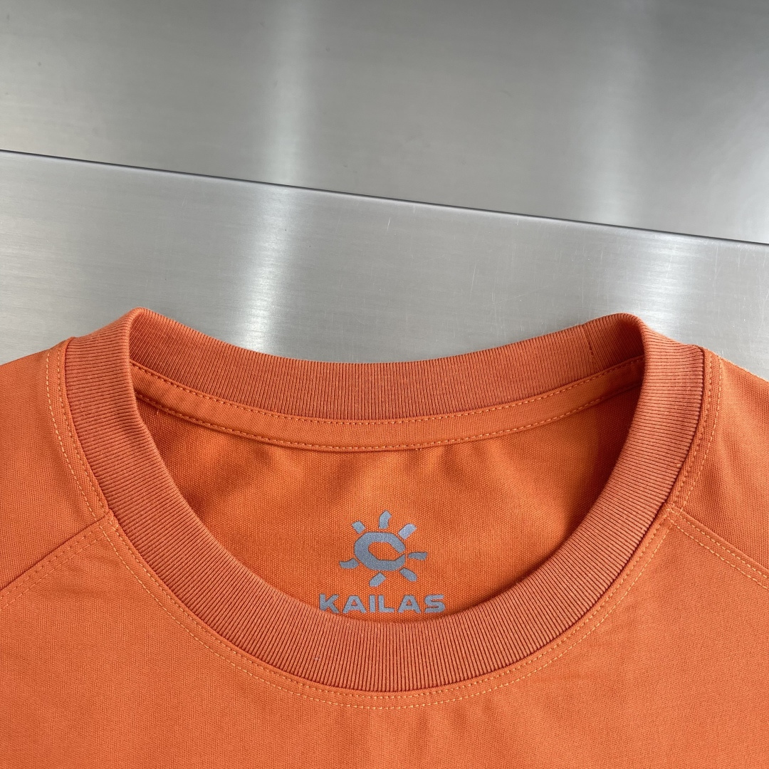 -KAILAS/凯乐石 男女印花LOGO速干圆领T恤情侣款透气运动圆领短袖户外与城市的双重舒适之选核心定